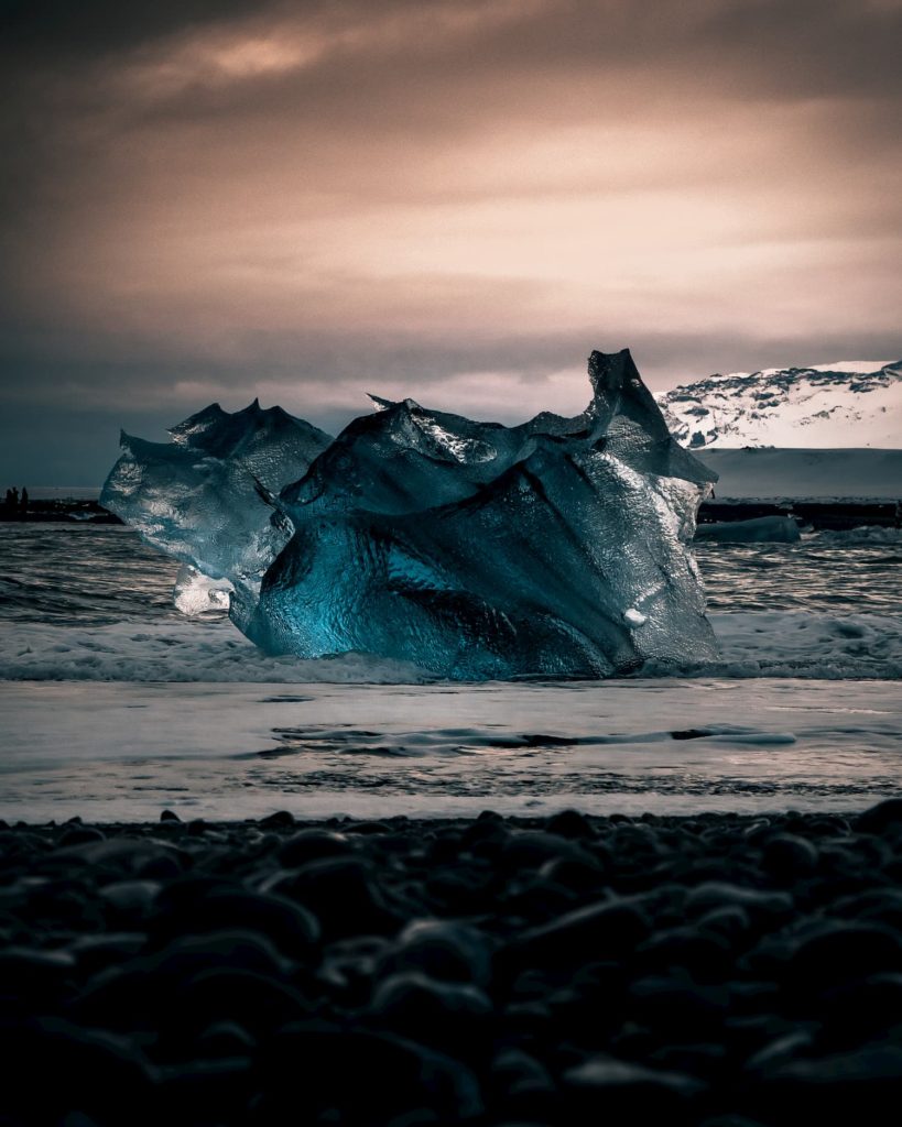 @johnmwu and sunset Iceland