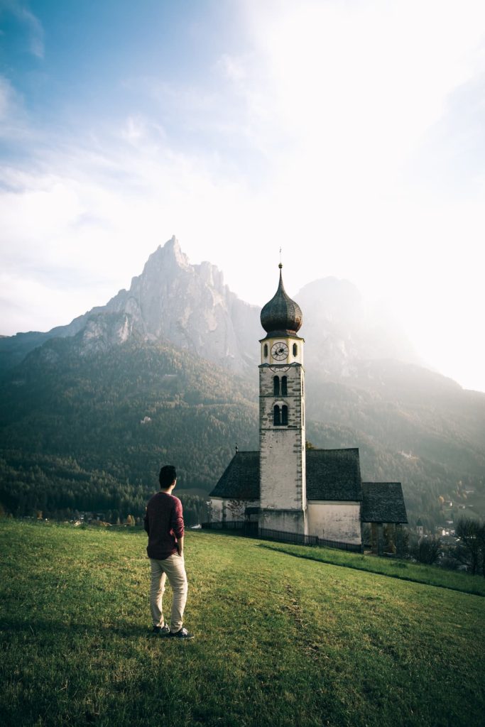 @nasriwander and Dolomites view