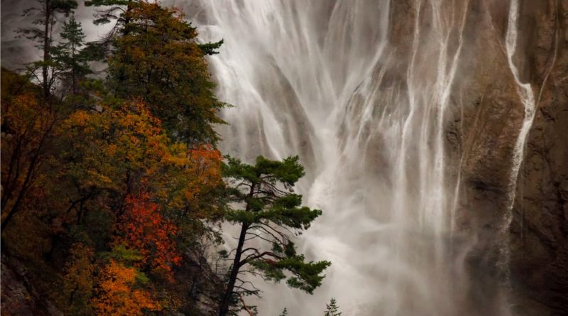 @alexandre_deschaumes and waterfall France