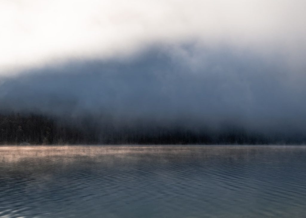@thomas.frenken and foggy lake