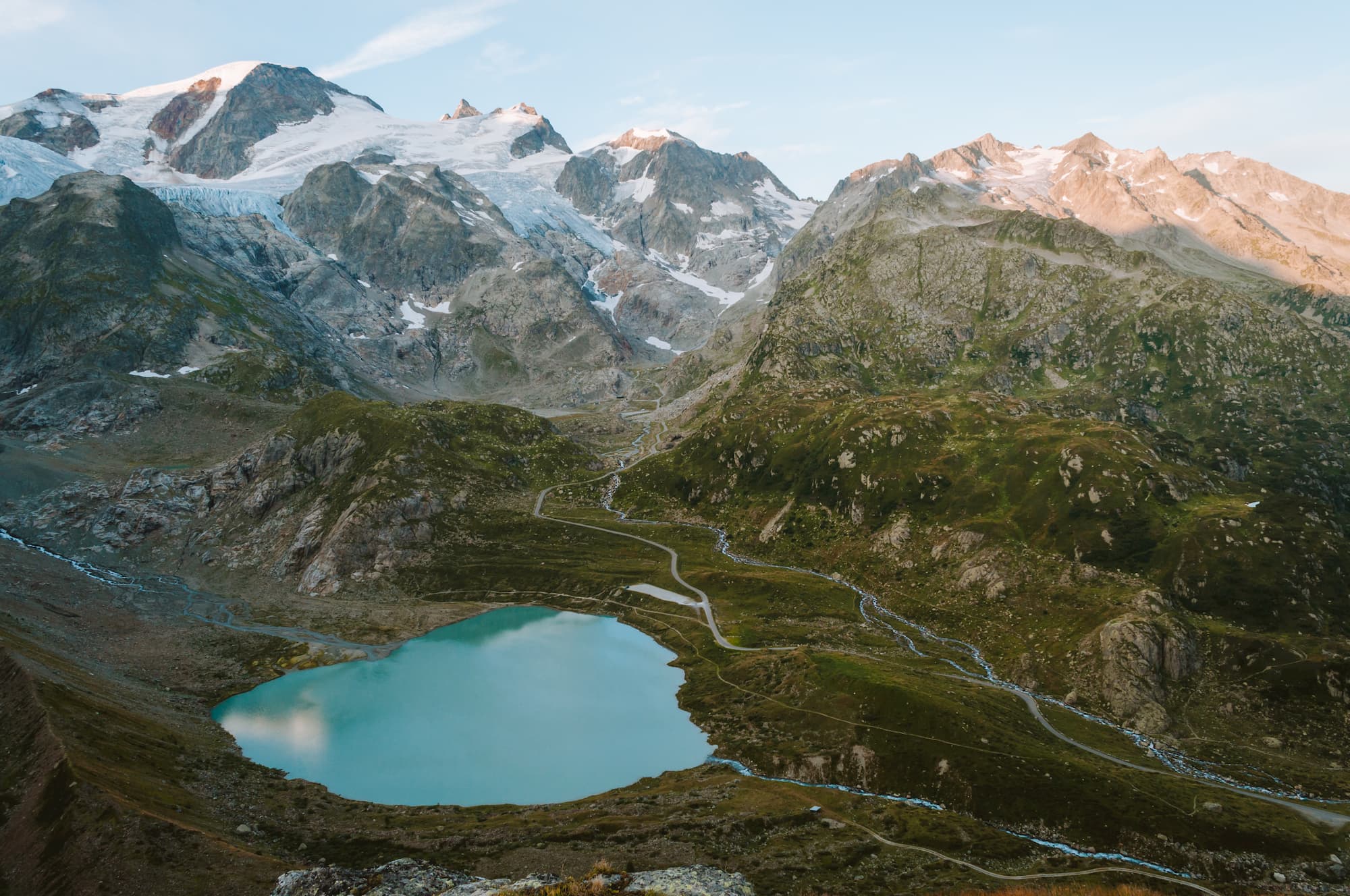 @themaeander and Swiss lake view 2