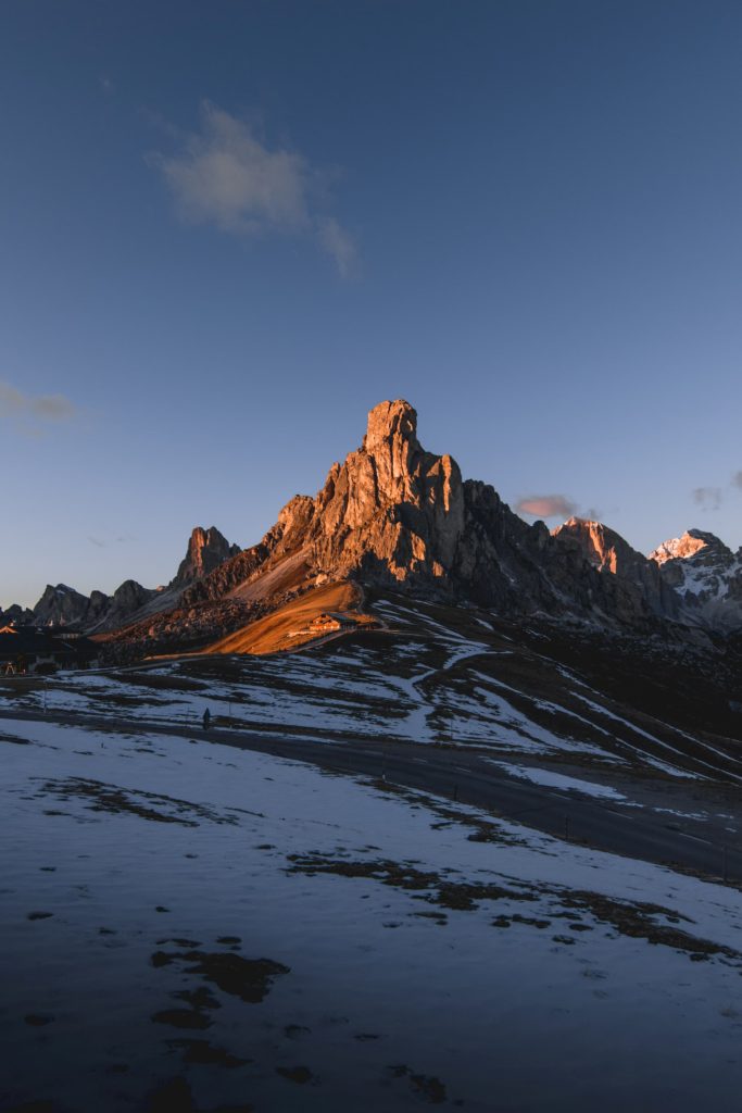 @kimimesco and Dolomites view