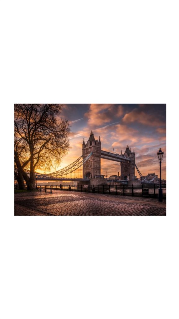 @alymov_art and Tower Bridge London Print Nomadict