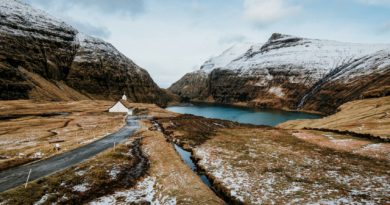 @xavierboluda and Faroe Island town