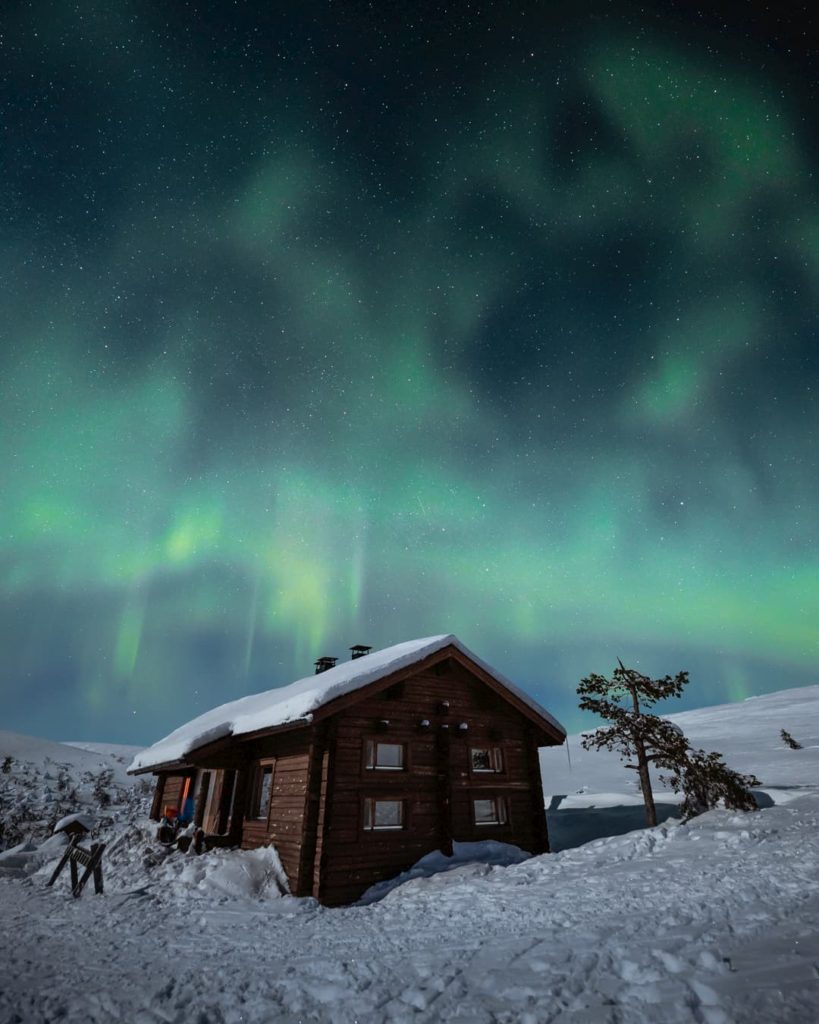 Seven fells up experience - aurora vorealis, Finnish Lapland