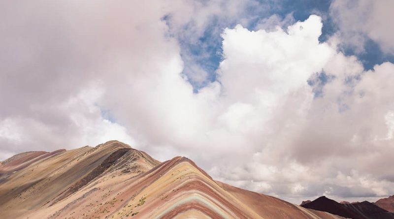 @et_voila__ and Peru Rainbow mountain