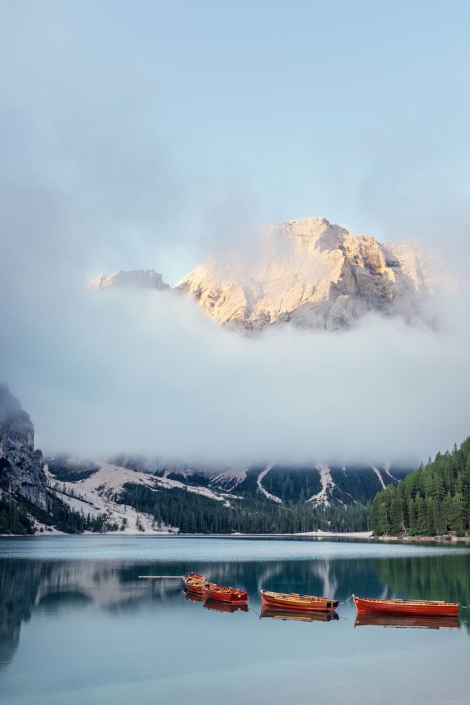 @dasmartens and Lago di Braies, Italy