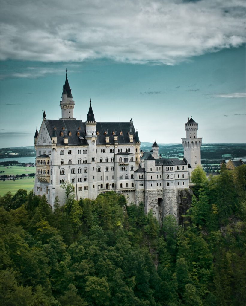 @fiorella_firefly and Neuschwanstein Castle