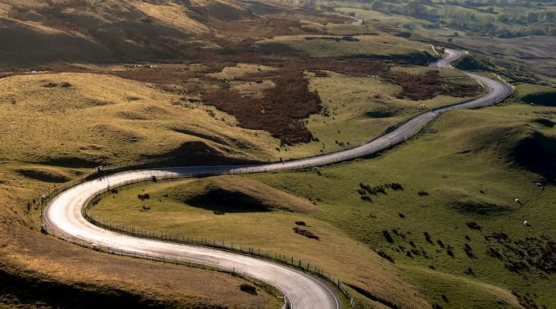 @lewisbargh_Mam tor road 2