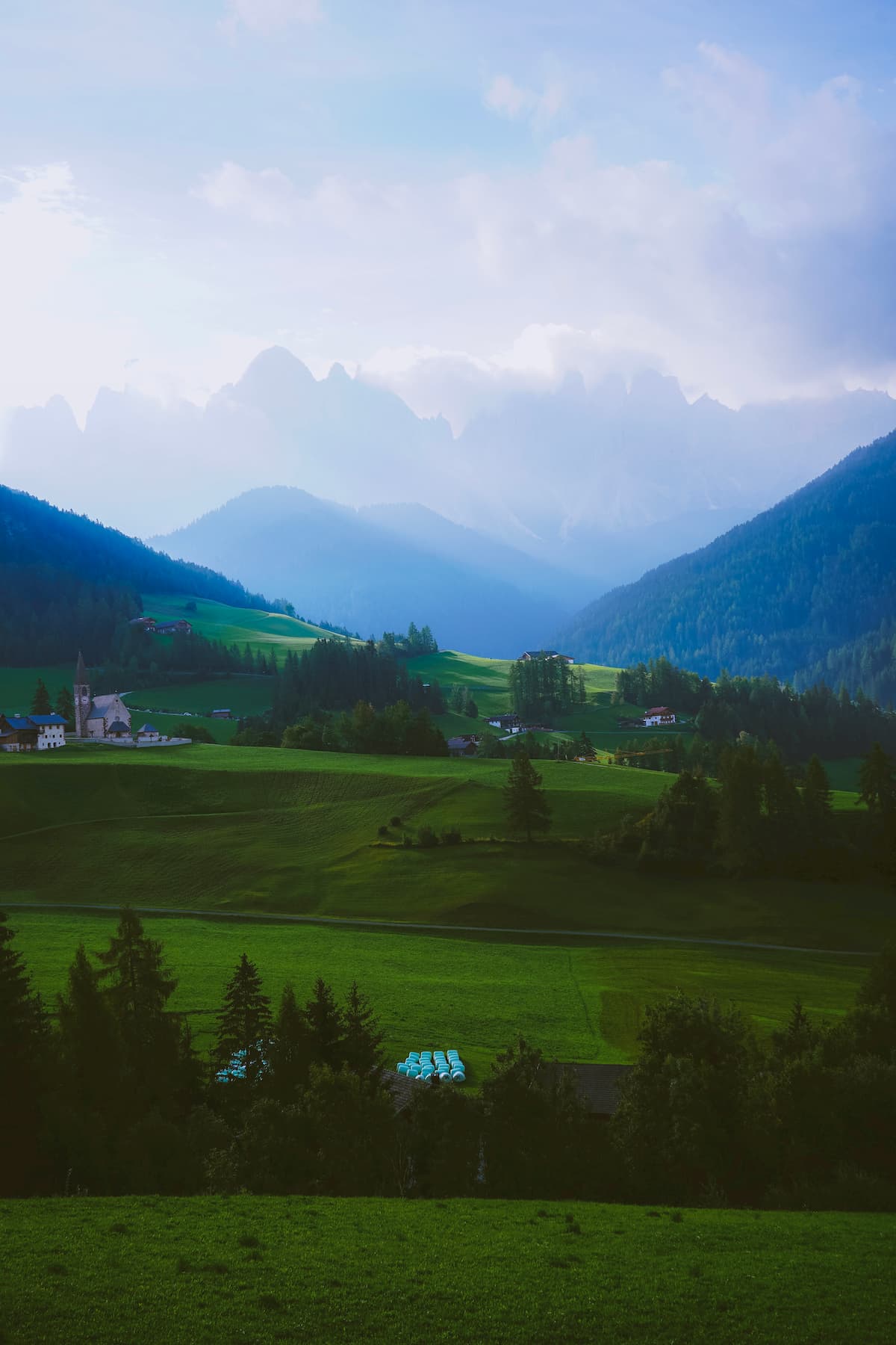 @madalena_travels_VAL_DI_FUNES_DOLOMITES_ITALY