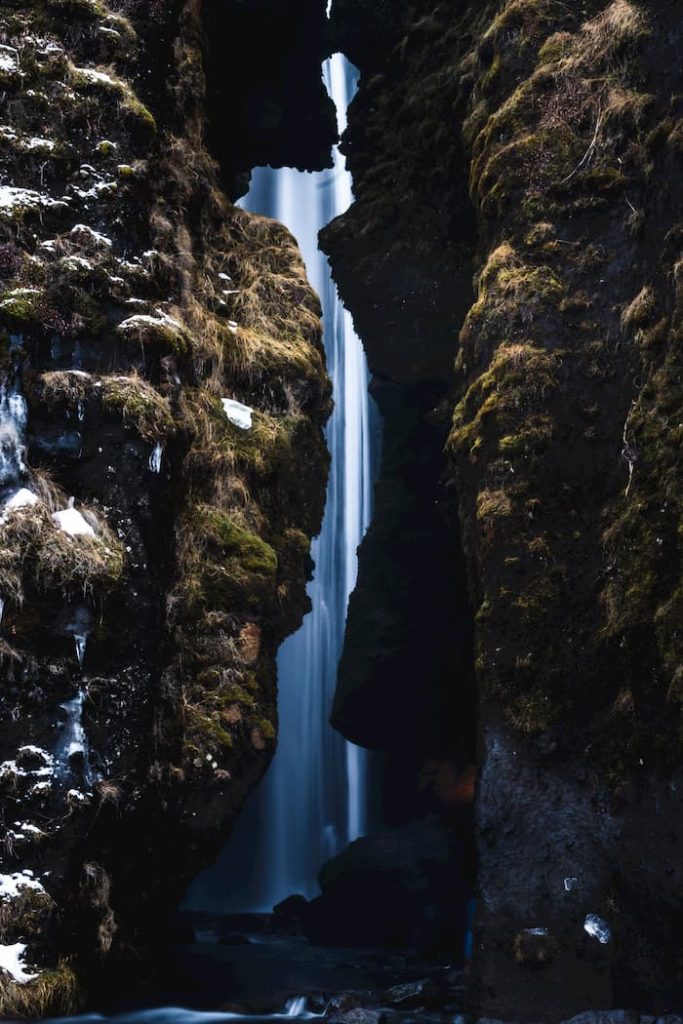 Hidden Waterfall_@lostventurer