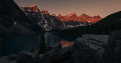 Lake Moraine, Canada, shot @flo.nick