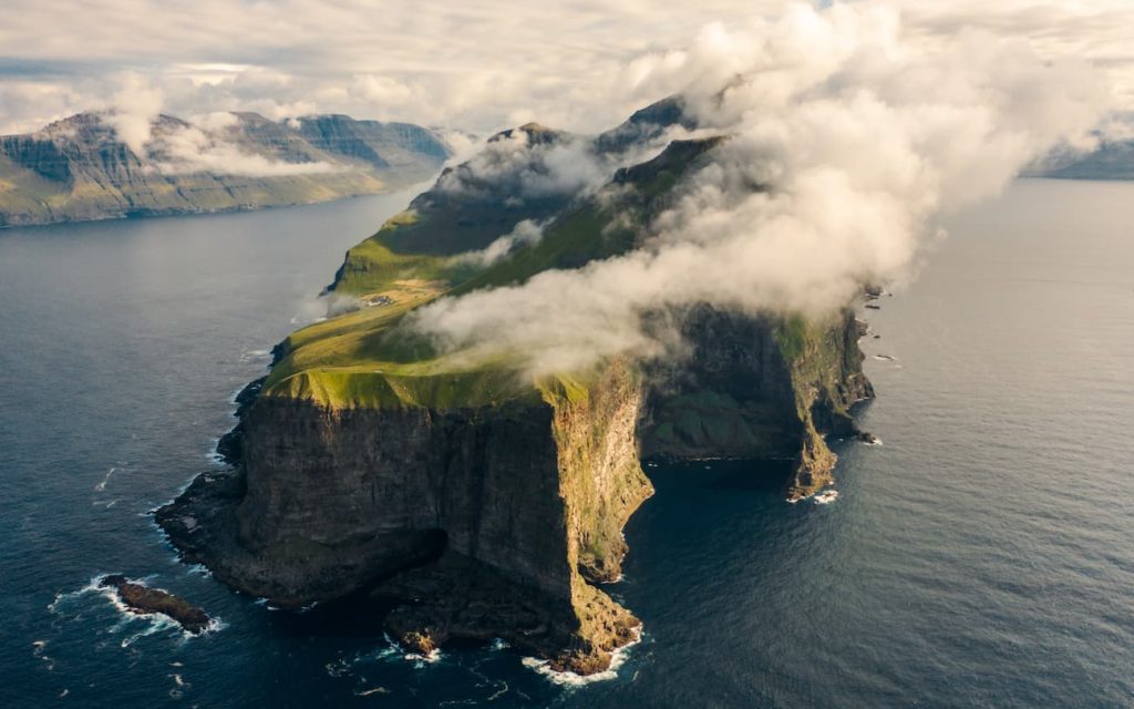 Faroe Island - Kalsoy - @juliansimpson.js