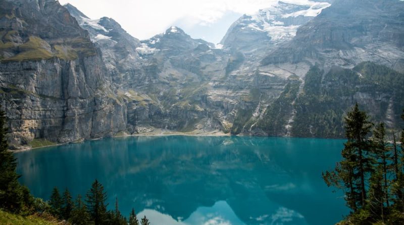 Switzerland, Oeschinensee, Philine Bernard