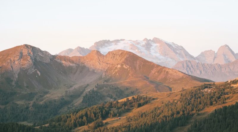 View_from_the_Passo_di_Valparola_MichaelSchuh