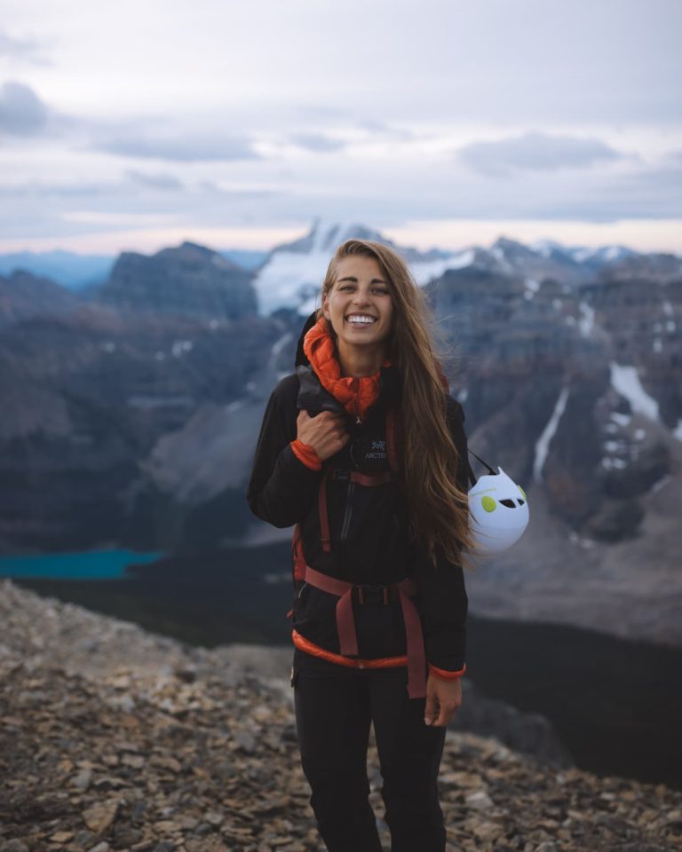 Andrea Ference (@vagabondhearts): Backcountry expert based in Canada