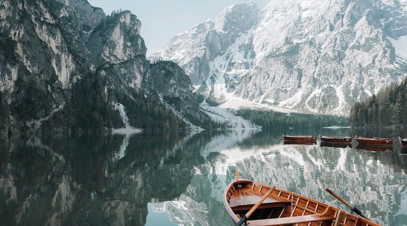 ITALY_LAGO-DI-BRAIES_@withantonn_REFLECTIONS