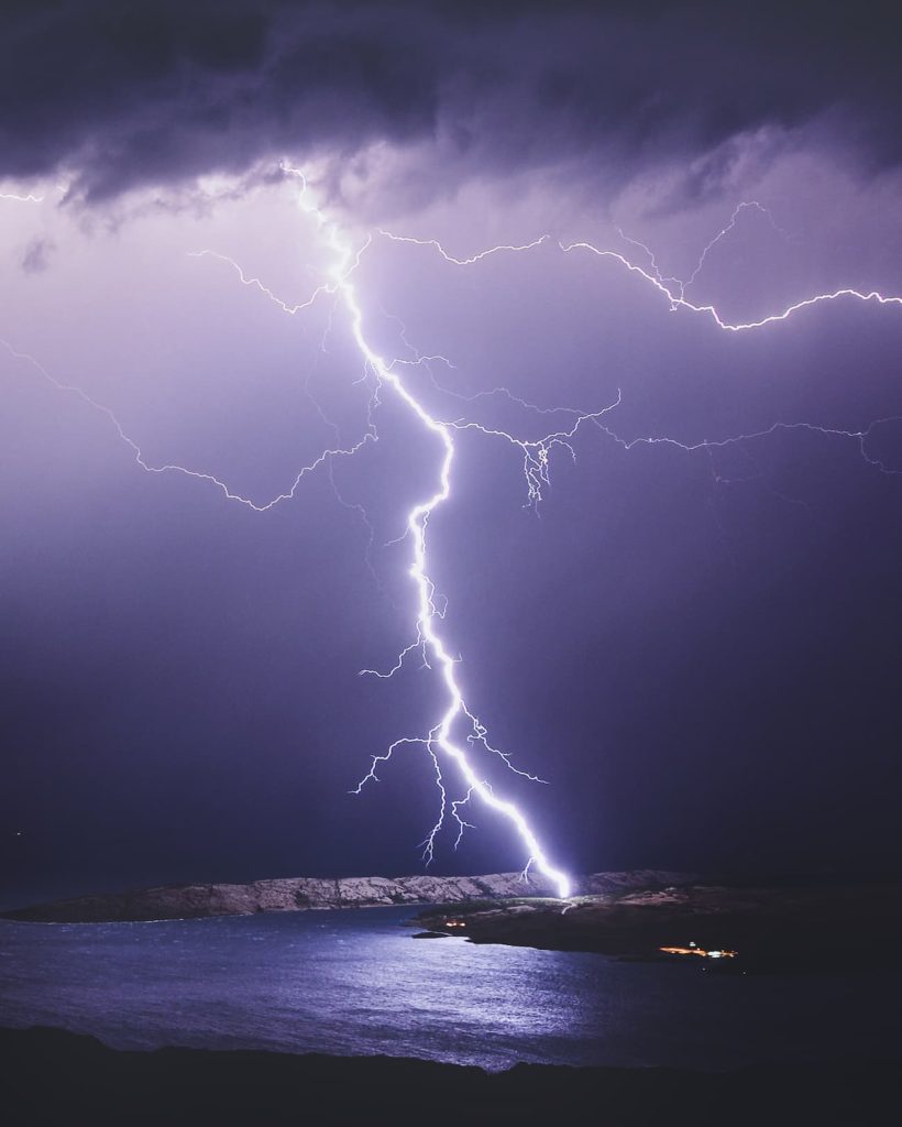 @bruno.fantulin, Lightning storm coming towards Velebit, Croatia (Story from my first stormchase in 2017), Bruno Fantulin