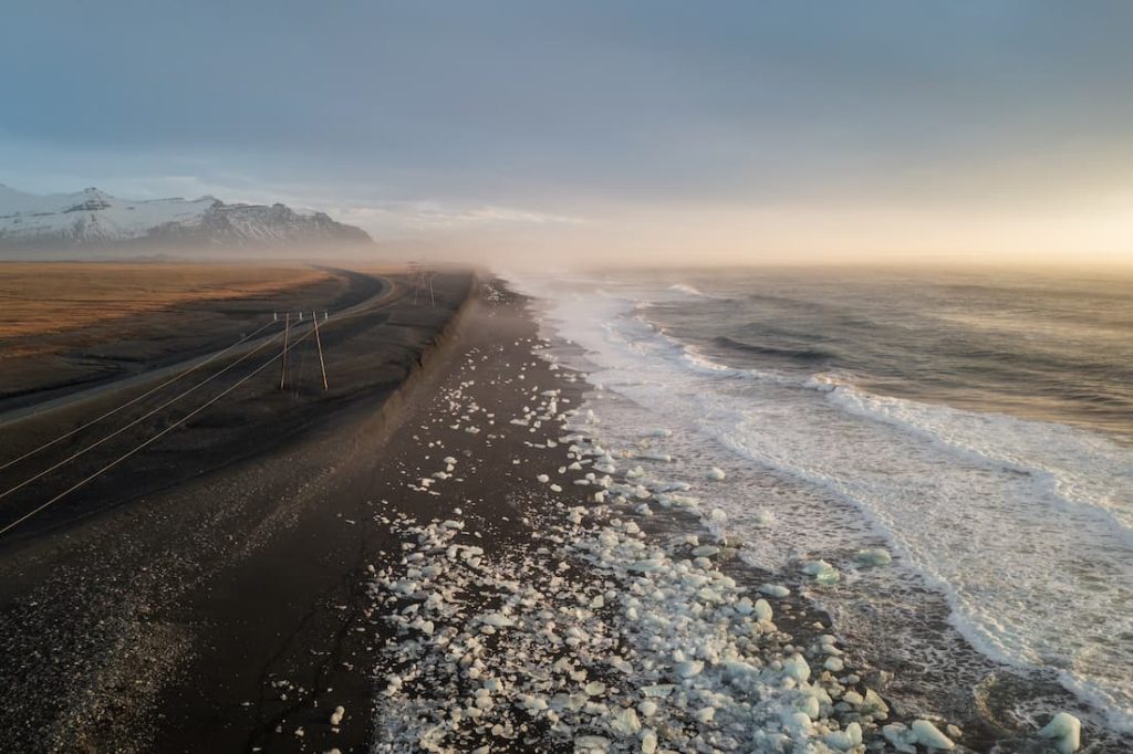 @nadinegalandi_photography - Beach Iceland