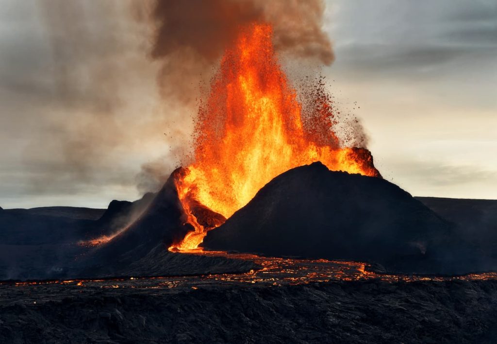 @vladslandscapephotography, Fagradalsfjall, Reykjanes peninsula, Iceland by Vladimir Borzykin