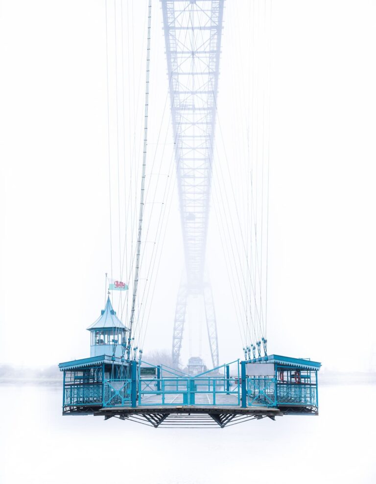 Wales - Newport Transporter Bridge - @iamcorm