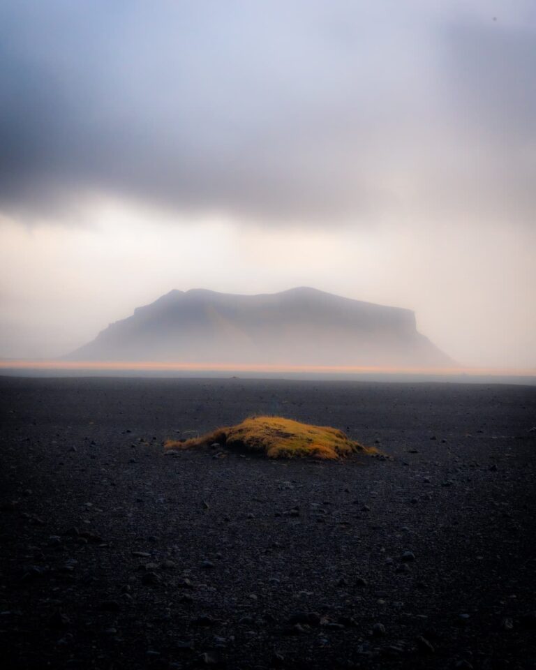 11. Iceland-Solheimasandur Beach-Wayne Pearey-wander_with_wayne