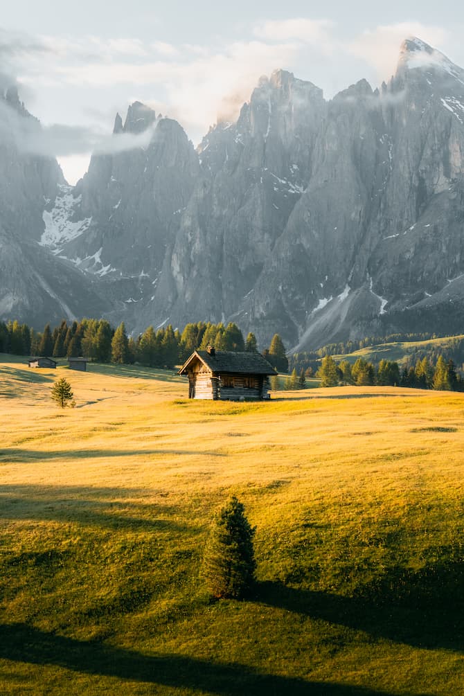 @roamwithsimon - Simon Hechtbauer - Nomadict Best of the Week 7