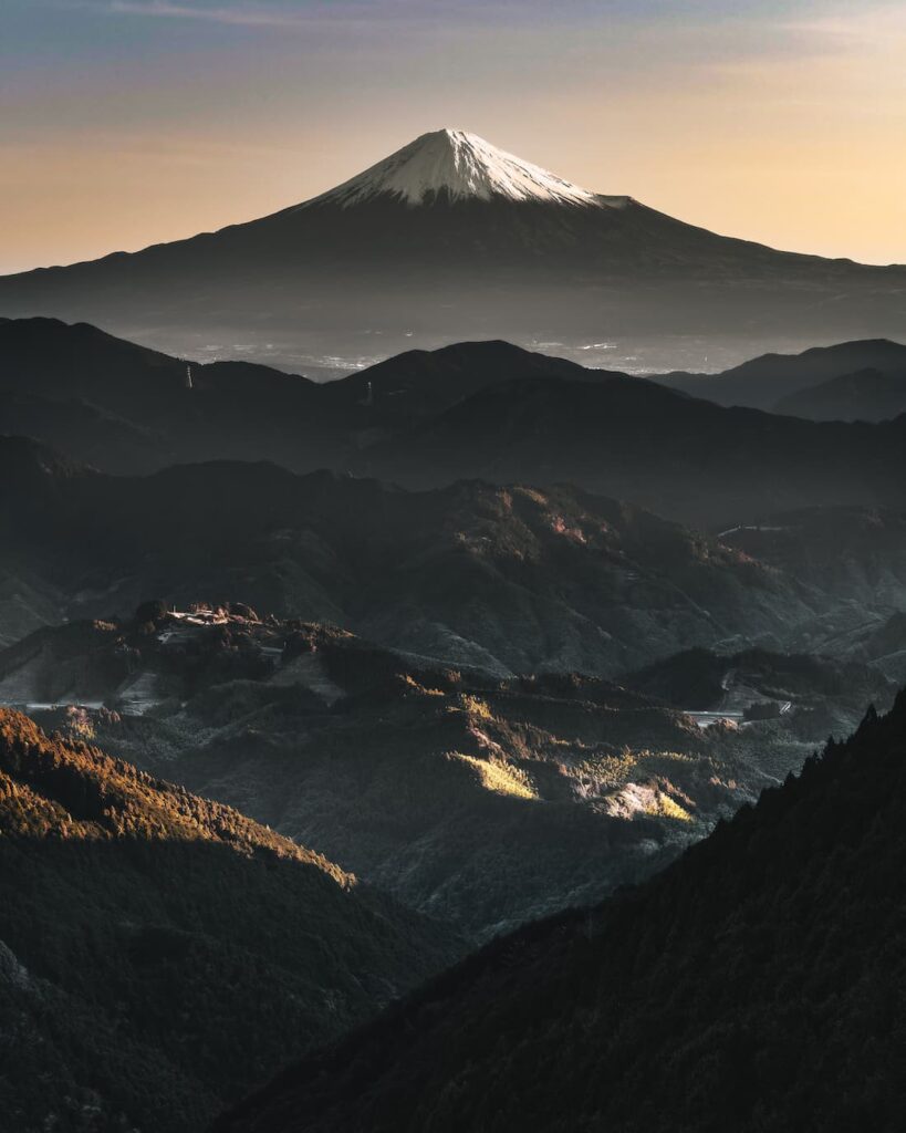 Sebastian Tan - @quetzalcoatlst_YoshiwaraVvalley